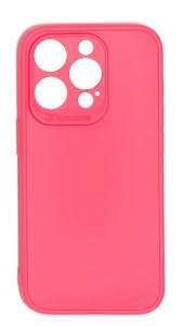 Силиконовый матовый чехол с защитой камеры  для iPhone 15 Pro (Фуксия)
